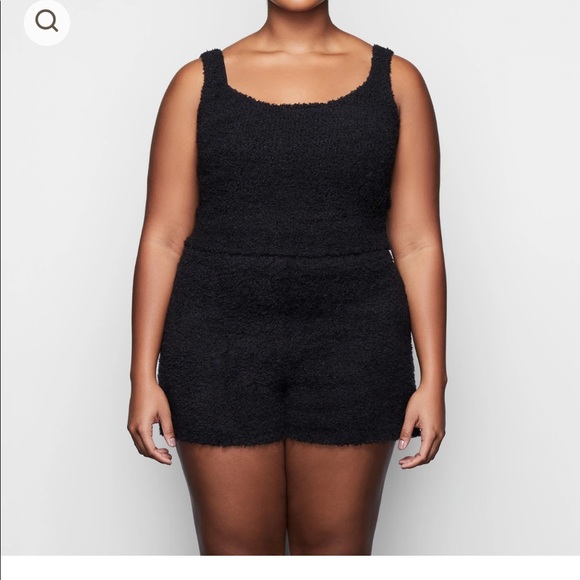 SKIMS 3 piece cozy set …kardashian - Picture 3 of 6